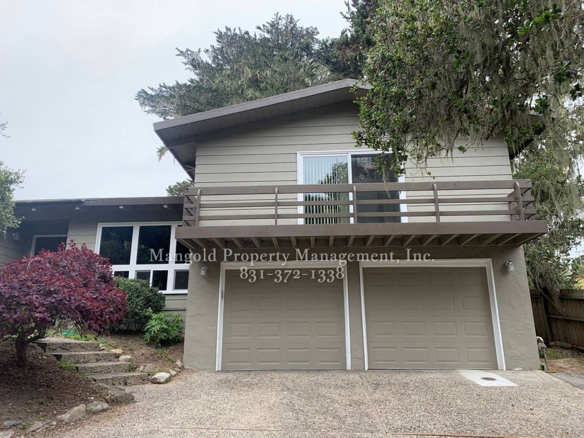 House for rent at 979 Madison St, Monterey, CA 93940