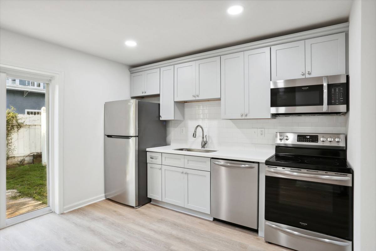 Apartment for rent at 1632 Fourth St, New Orleans, LA 70115