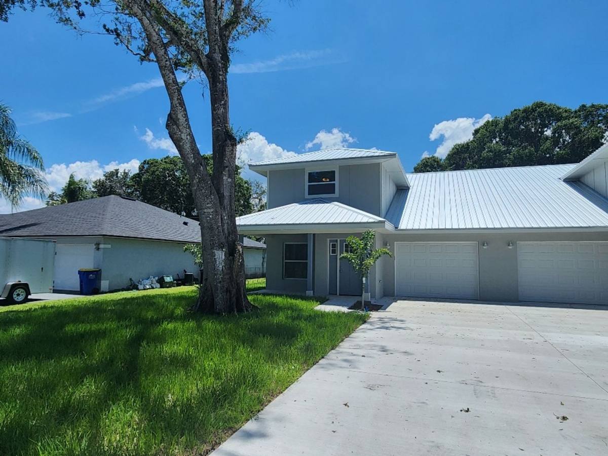 House for rent at 3214 India Palm Dr, Edgewater, FL 32141