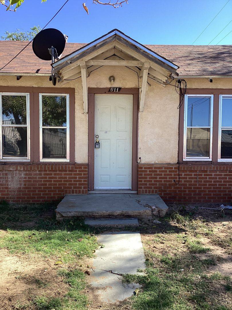 House for rent at 611 W 5th, Portales, NM 88130
