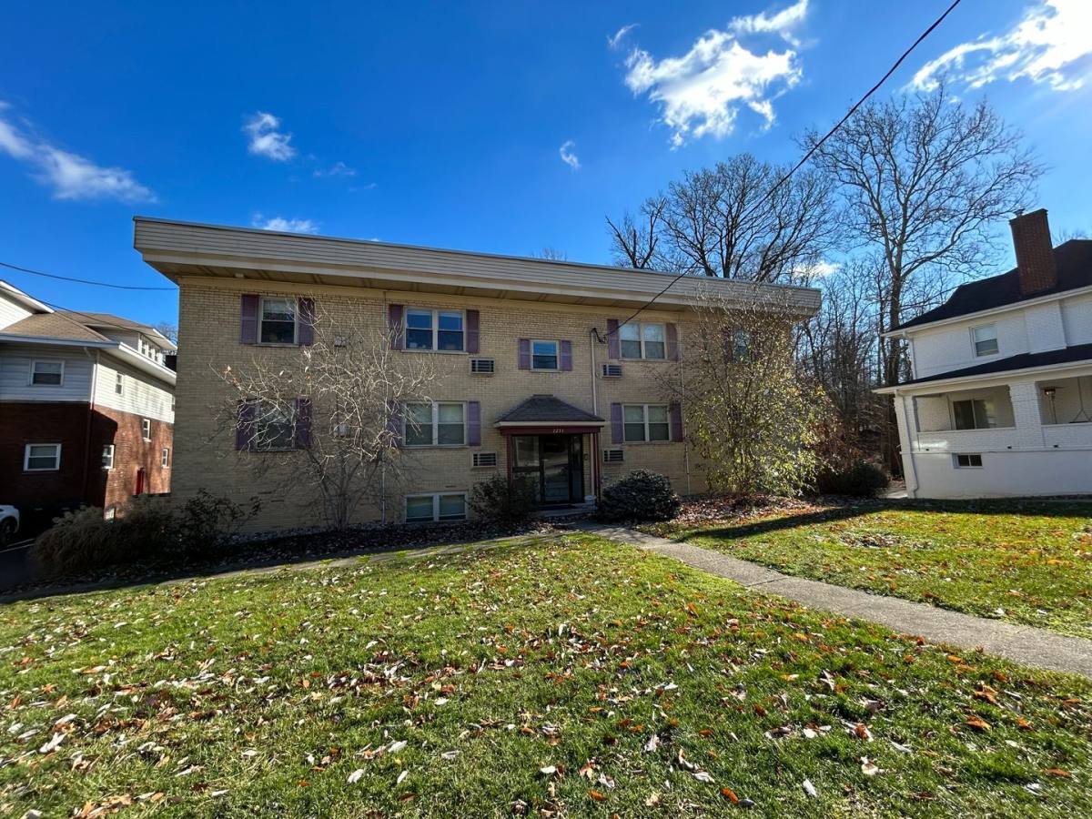 Apartment for rent at 2233 Madison Rd, Cincinnati, OH 45208