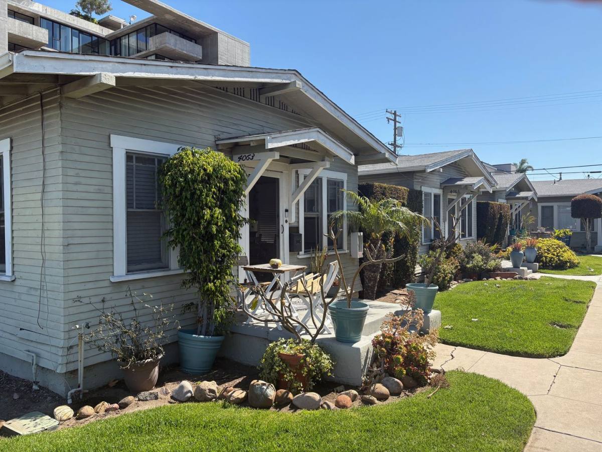 Apartment for rent at 4049-63 Park Blvd, San Diego, CA 92103