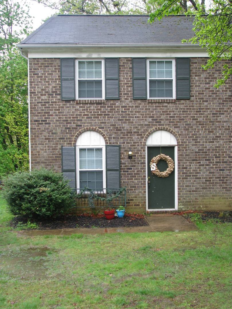 Apartment for rent at 1416 Ricky Rd, Charlottesville, VA 22901