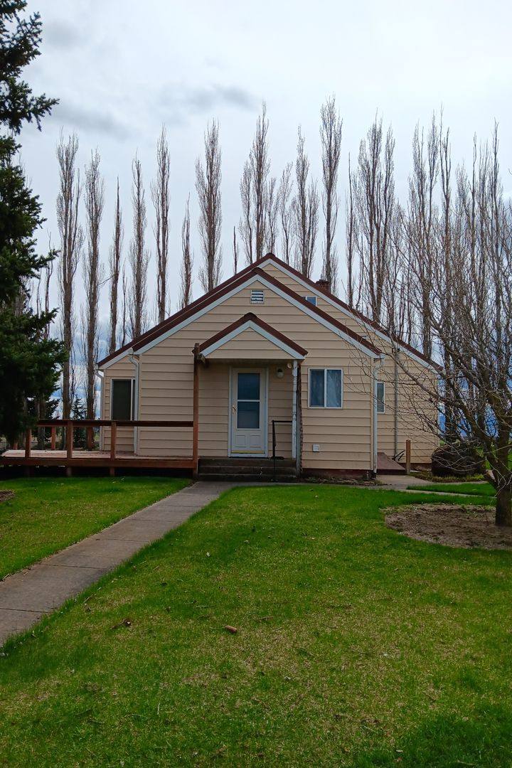 House for rent at 65691 Booth Lane, Cove, OR 97824