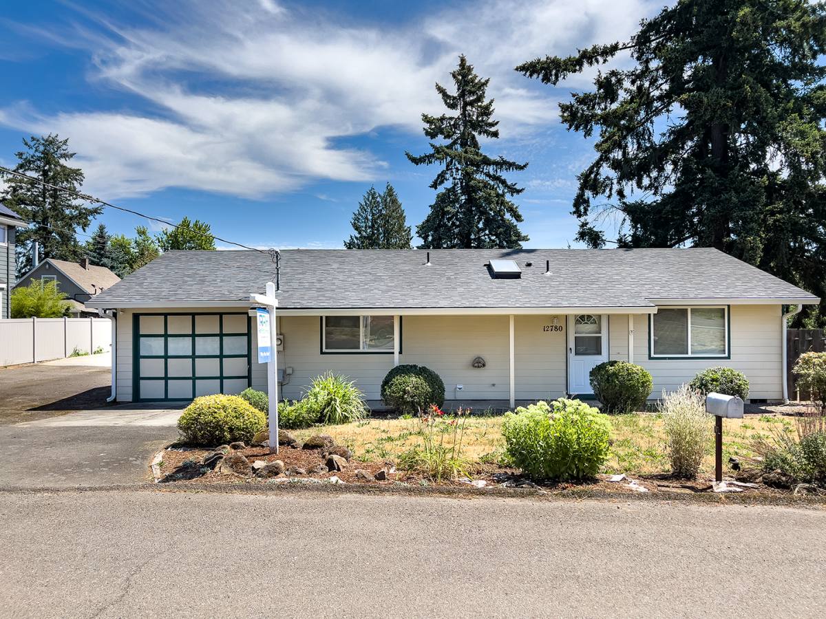 House for rent at 12780 SE 25th Ave, Portland, OR 97222
