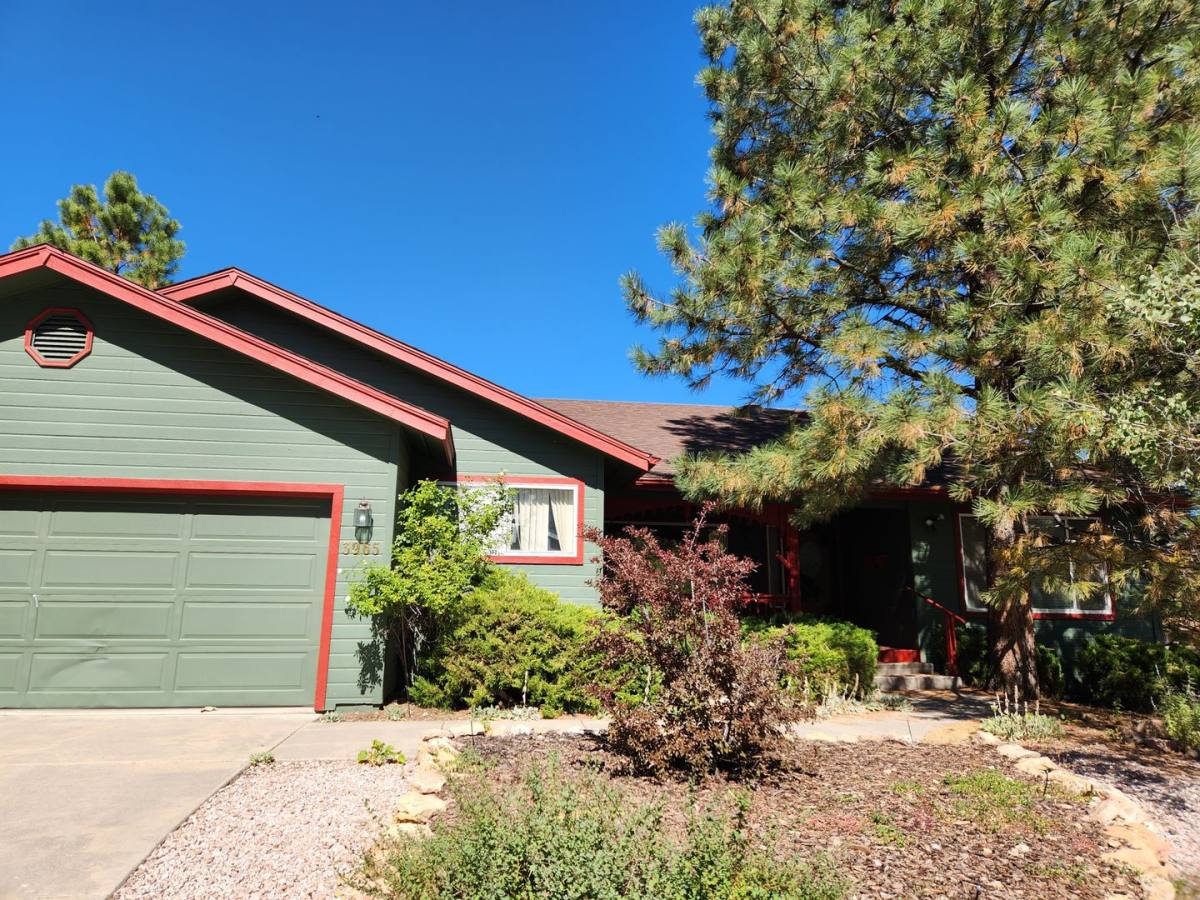 House for rent at 3965 E Kokopelli Lane, Flagstaff, AZ 86004