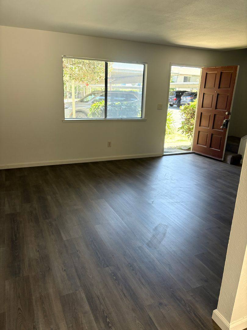 Apartment for rent at 1385 7th Ave, Santa Cruz, CA 95062