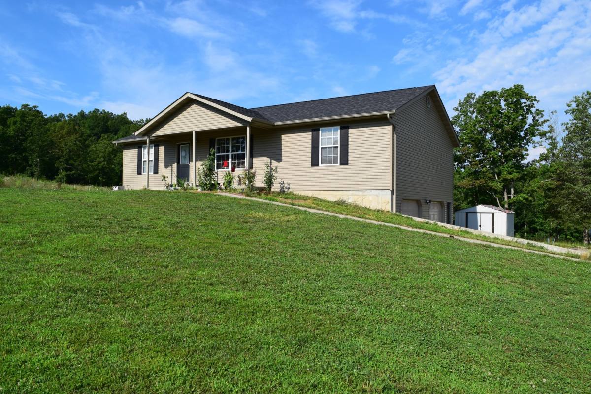 House for rent at 24309 Tigger St, Saint Robert, MO 65584