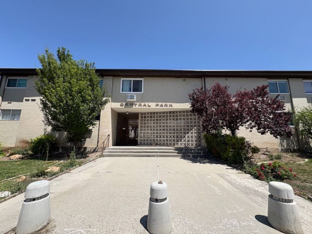 Apartment for rent at 301 E 2700 S, Salt Lake City, UT 84115