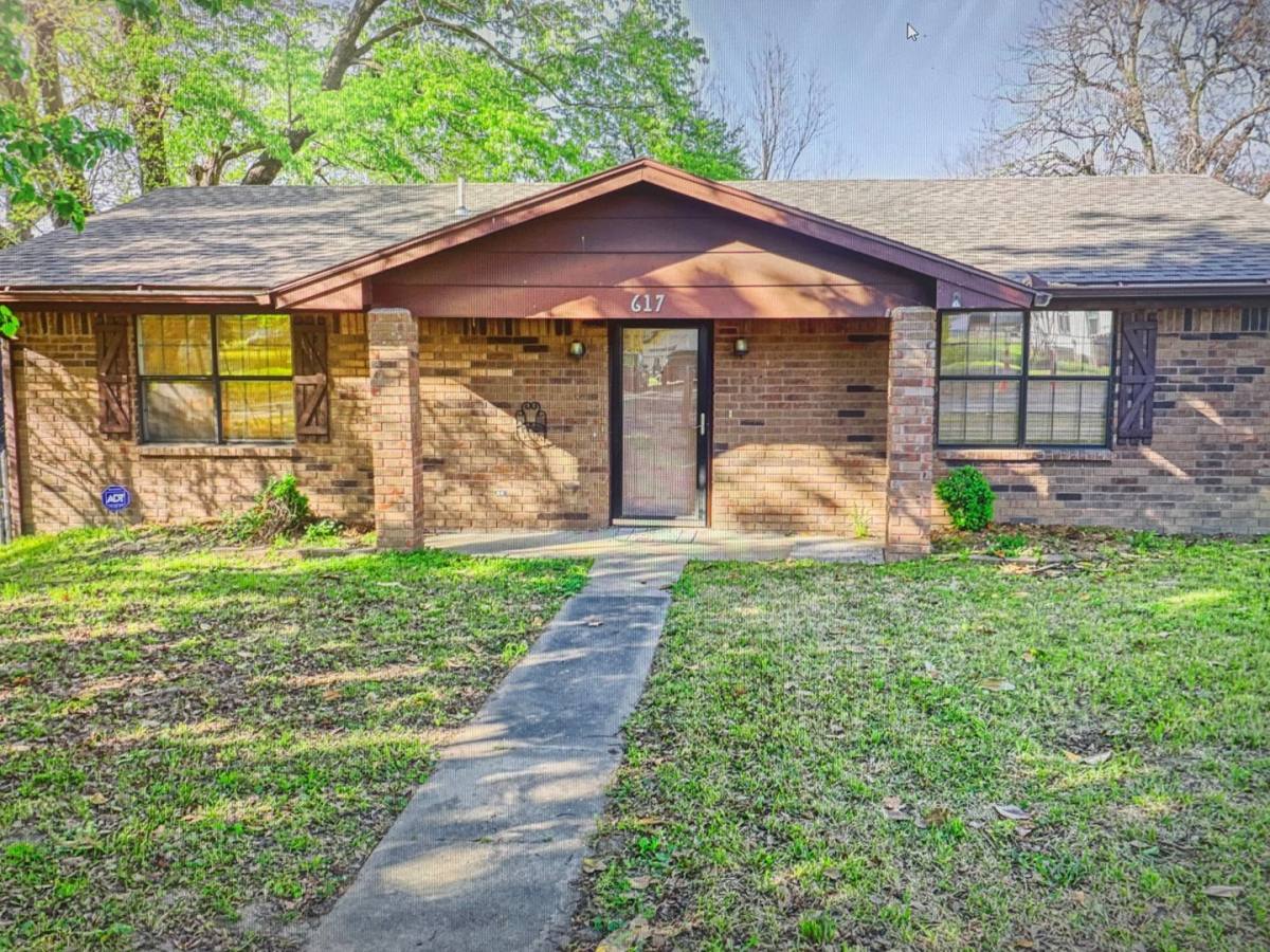 House for rent at 617 E Miami, McAlester, OK 74501