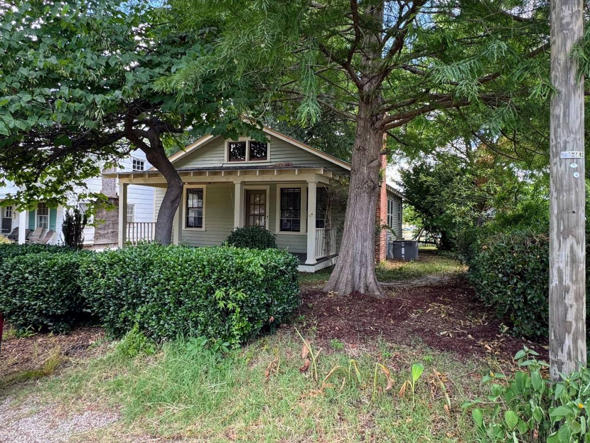 House for rent at 212 Grand Ave, Raleigh, NC 27606