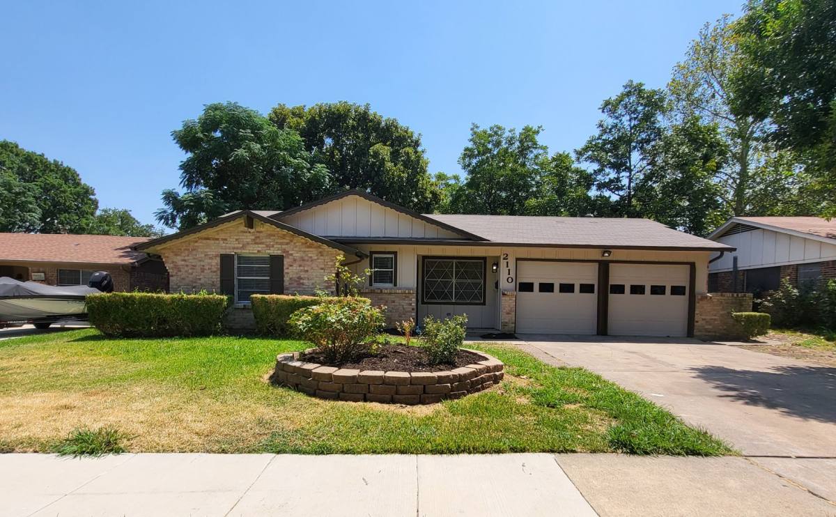 House for rent at 2110 Redbud Lane, Plano, TX 75074