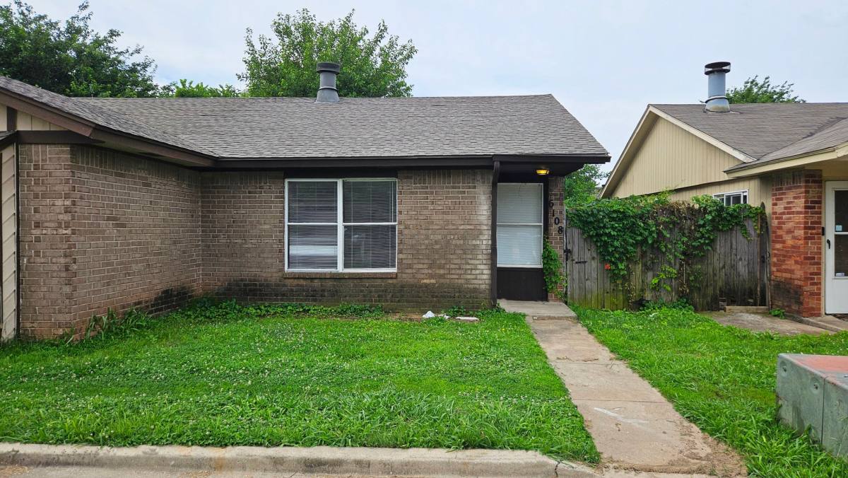 House for rent at 6108 SE 46th St, Oklahoma City, OK 73135