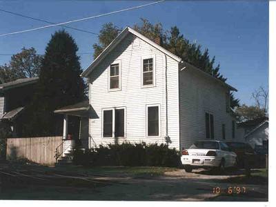 House for rent at 1003 Wisconsin St, Oshkosh, WI 54901