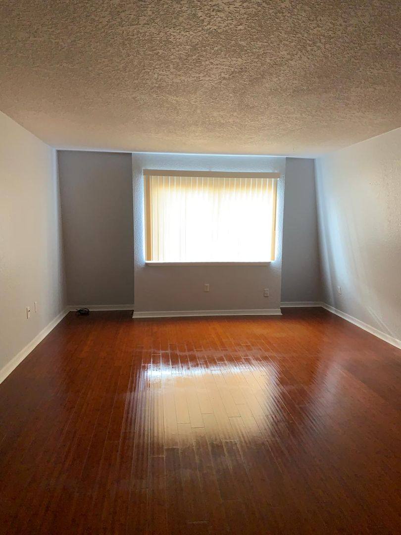 Apartment for rent at 1916 S Conway Rd, Orlando, FL 32812