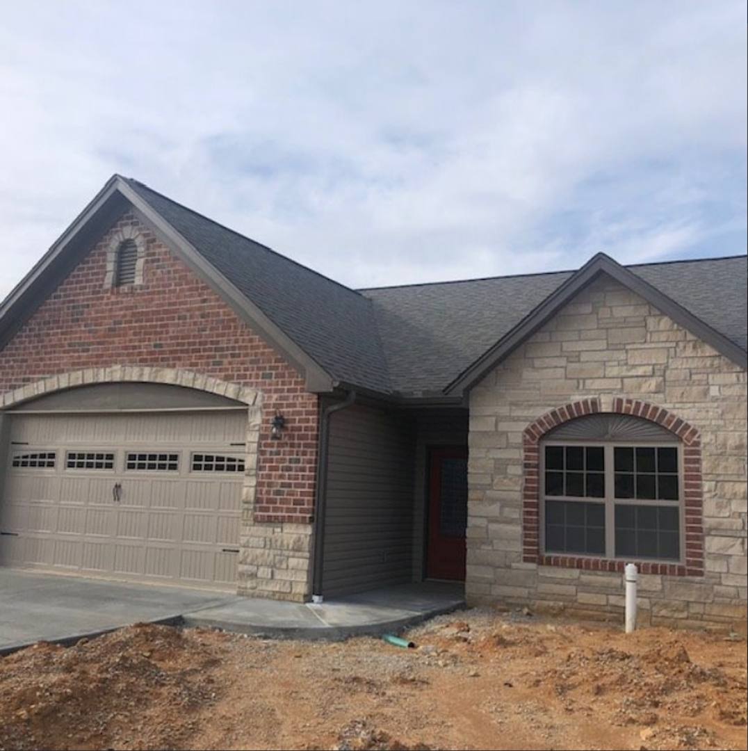 Condo for rent at 305 Deerfield Ridge Dr, Poplar Bluff, MO 63901