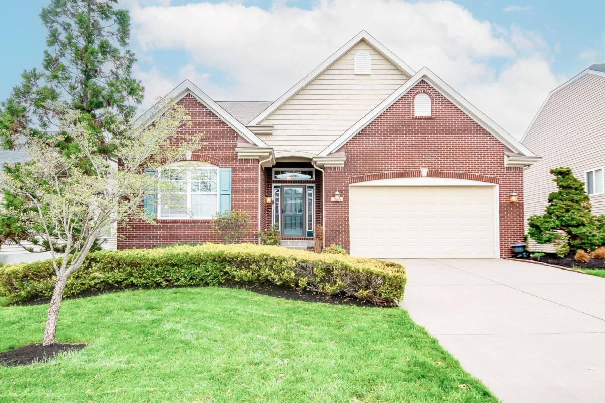 House for rent at 216 Rockcrest Way, Louisville, KY 40245