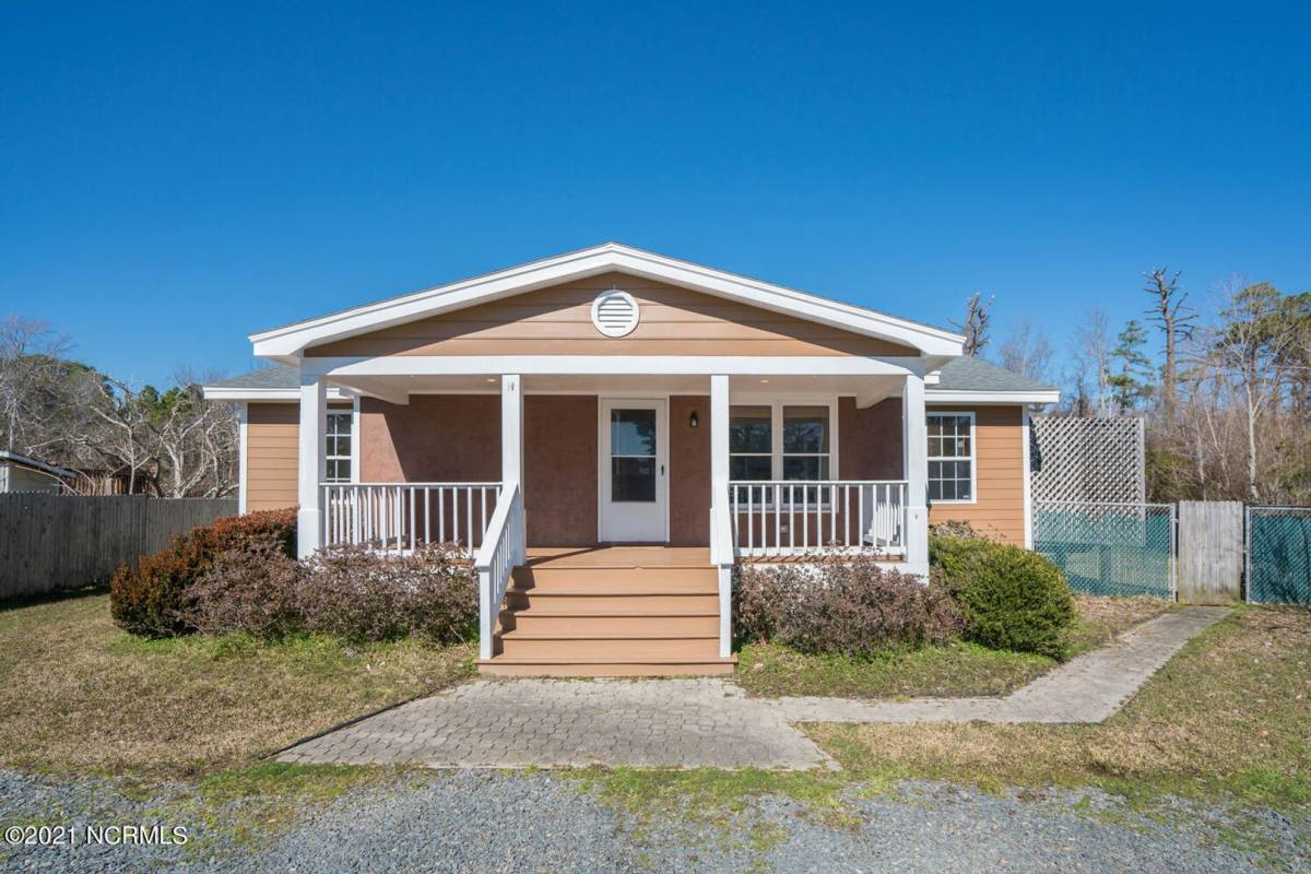 House for rent at 4710 Bluewater St SE, Southport, NC 28461