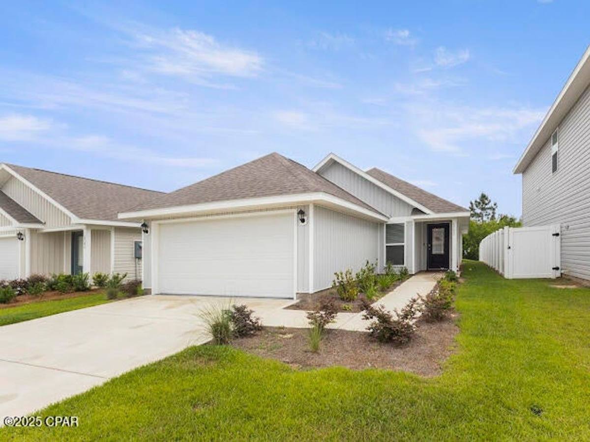 House for rent at 6702 Atkins Rd, Panama City, FL 32404