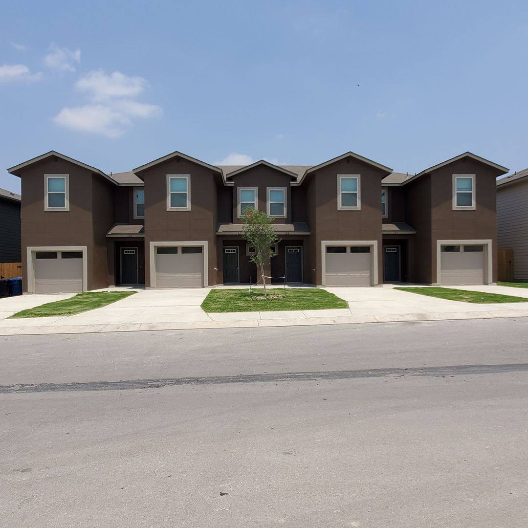 Townhouse for rent at 6327 Luglio Lane, San Antonio, TX 78233