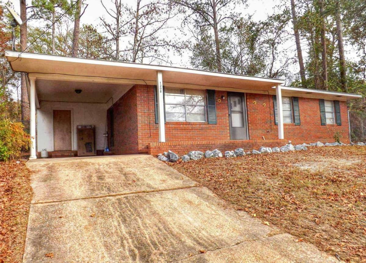 House for rent at 1208 Bismarck Dr, Columbus, GA 31907