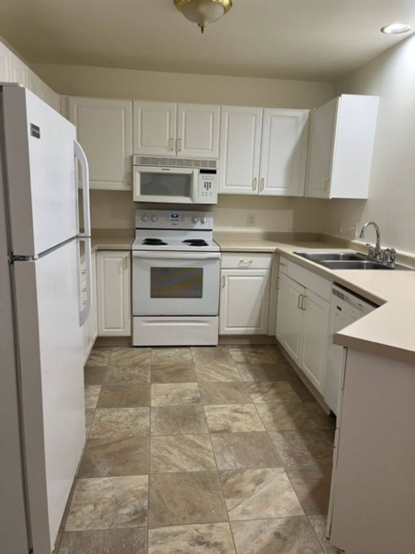 Apartment for rent at 1025-1045 Covered Bridge Rd, Waupaca, WI 54981