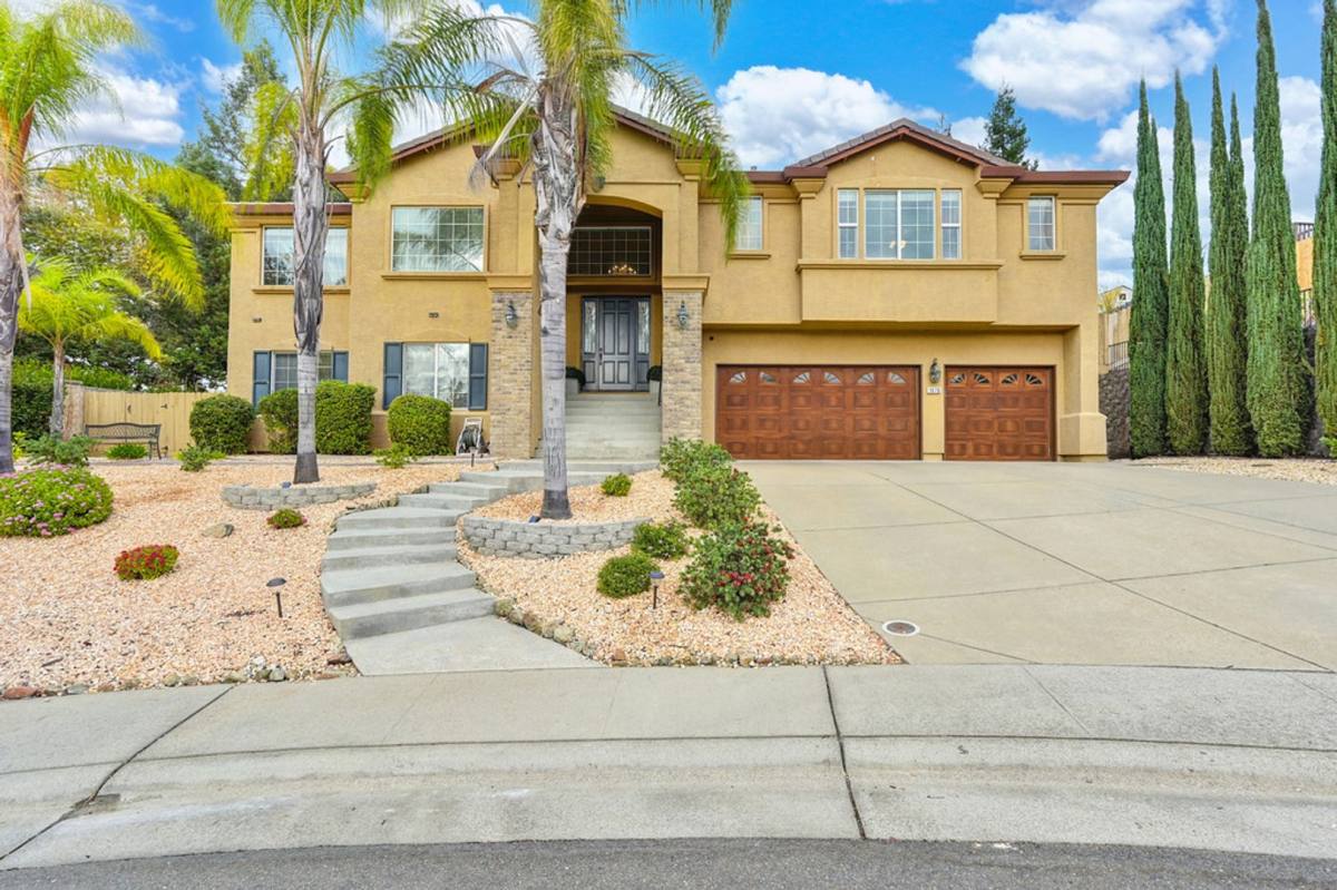 House for rent at 1676 Stronsay Court, Folsom, CA 95630