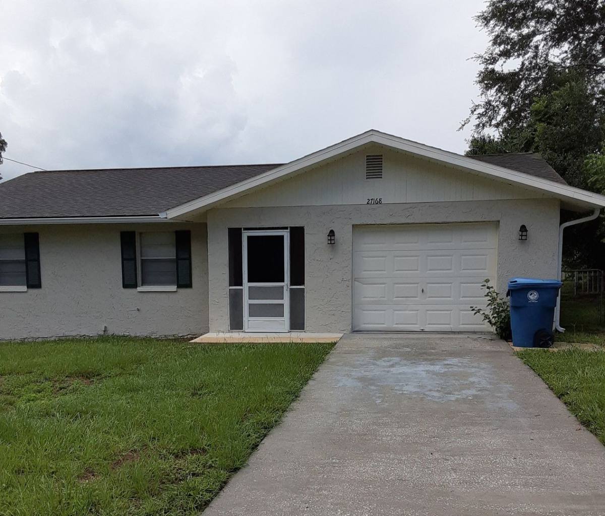 House for rent at 27168 Wakefield Dr, Brooksville, FL 34602