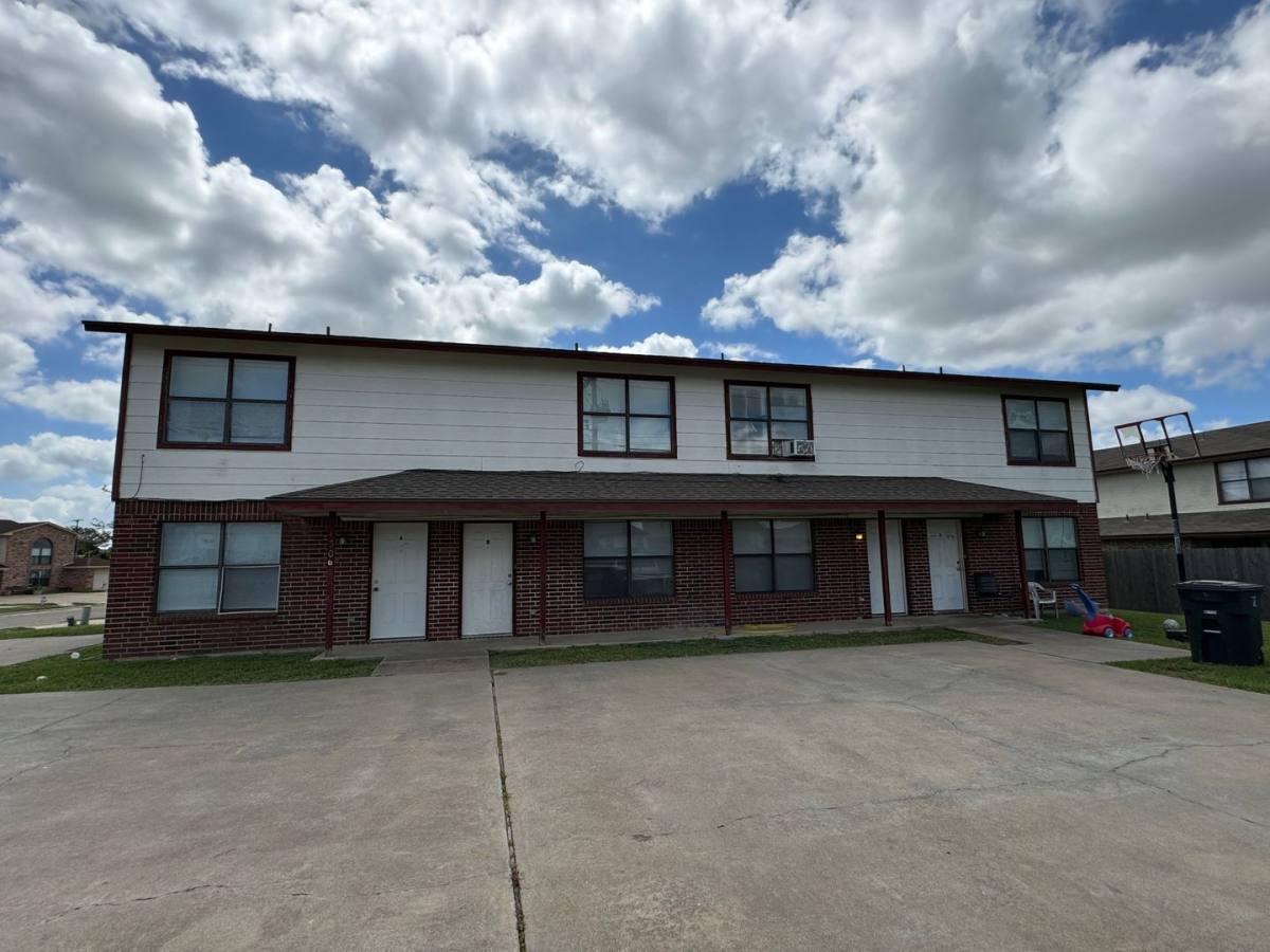 Apartment for rent at 1306 Monroe Lp, Killeen, TX 76543