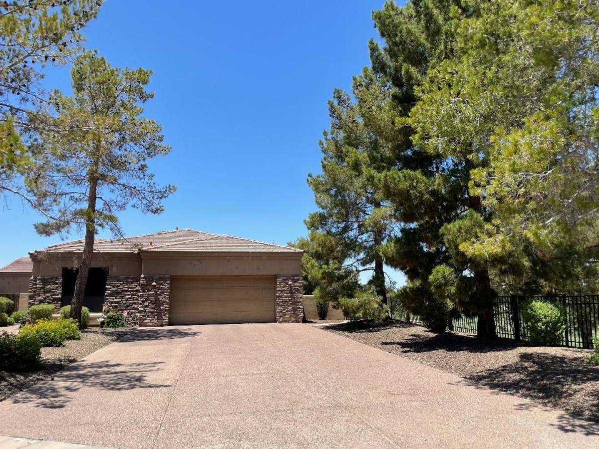 House for rent at 6832 S 38th Place, Phoenix, AZ 85042