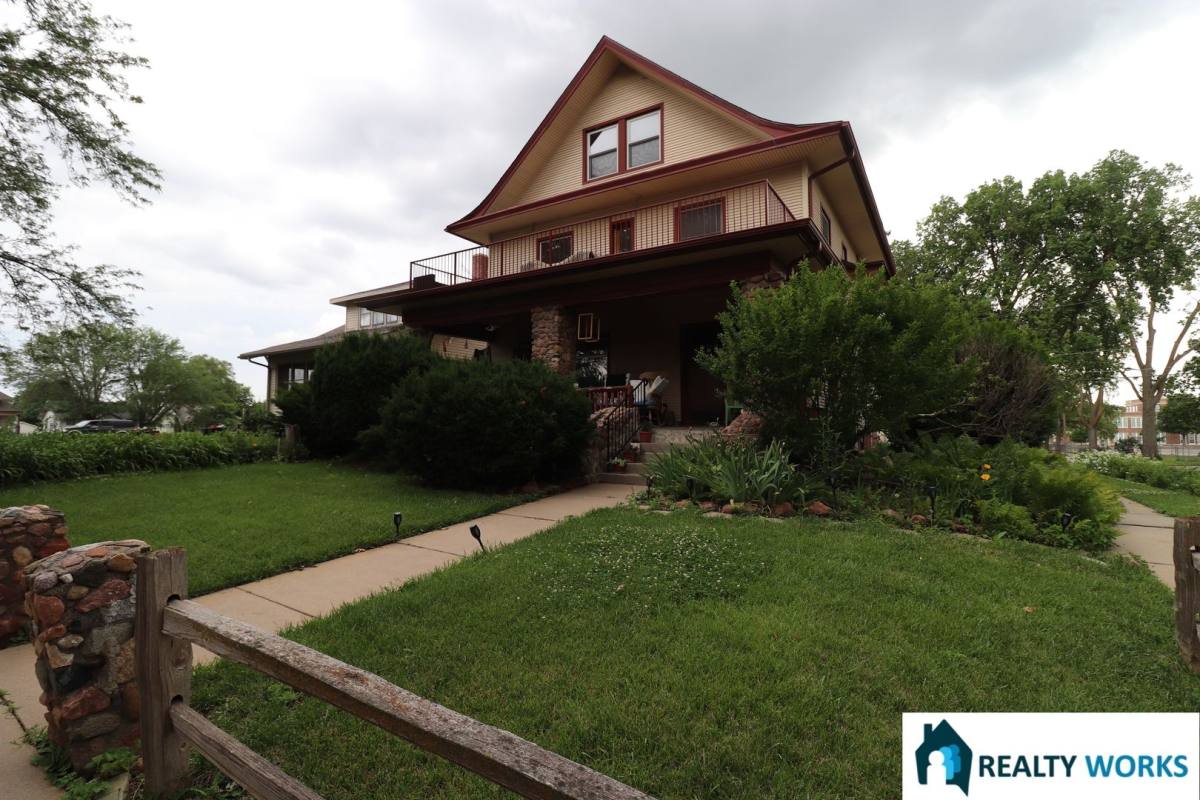 Apartment for rent at 2003 S 23rd St, Lincoln, NE 68502