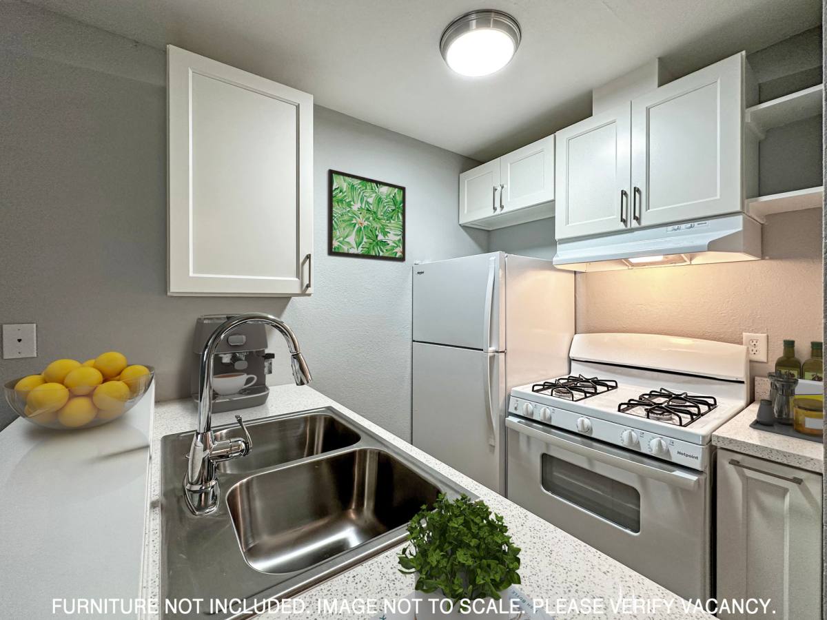 Apartment for rent at 630 N Van Buren St, Stockton, CA 95203