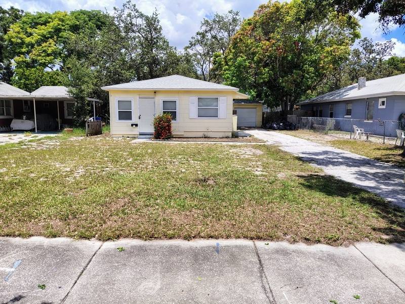 House for rent at 4609 18th Ave S, Saint Petersburg, FL 33711