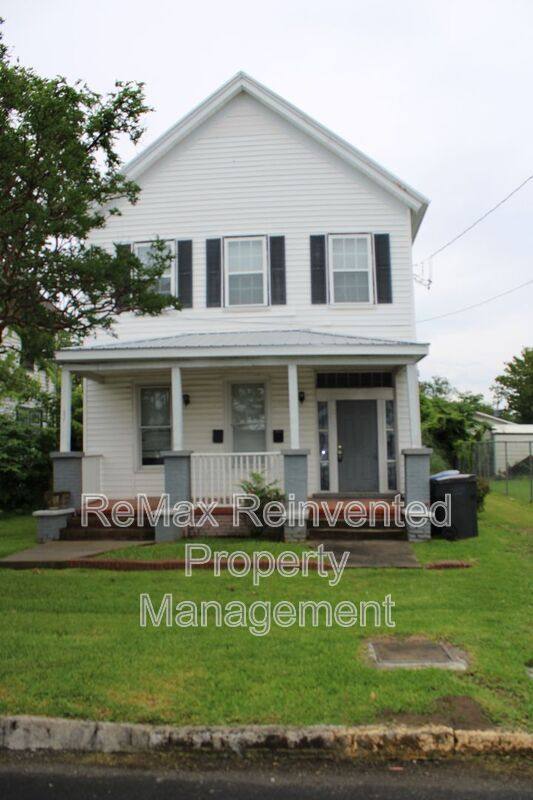 Apartment for rent at 537 Watkins St #B, Augusta, GA 30901