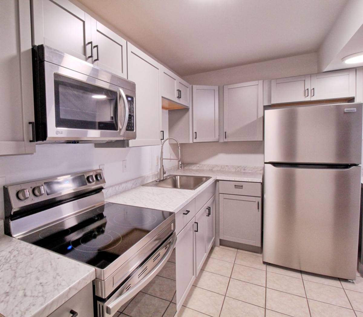 Apartment for rent at 600 Whitman St, Belvidere, IL 61008