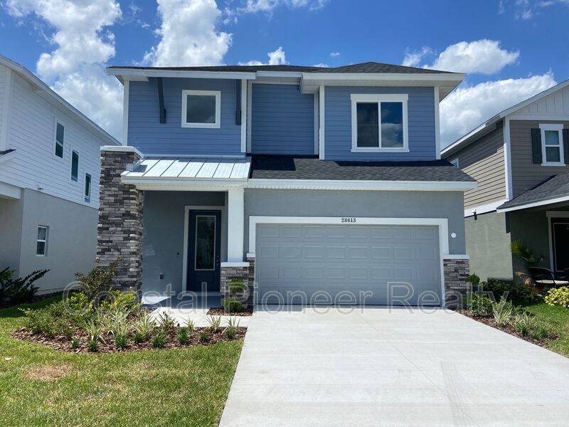 House for rent at 28613 Cozy Creek Dr, Wesley Chapel, FL 33543