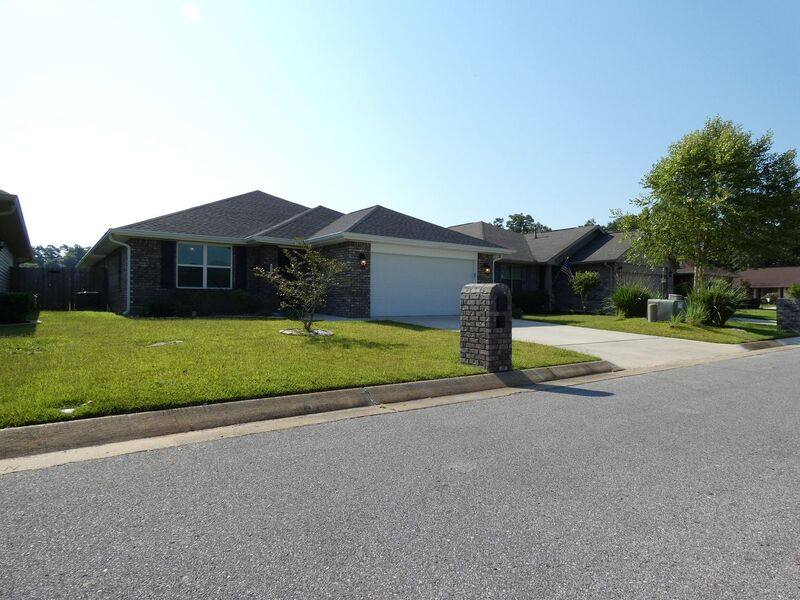 House for rent at 4117 Hazelhurst Dr, Milton, FL 32571