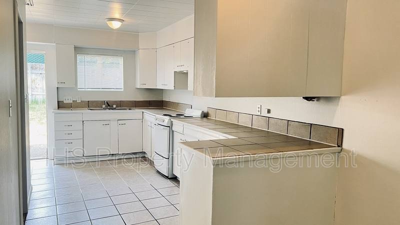 Apartment for rent at 1526 W 4th Ave, Kennewick, WA 99336
