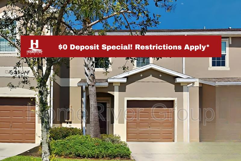 Townhouse for rent at 2695 Revolution St #102, Melbourne, FL 32935