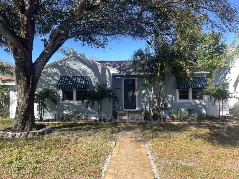 House for rent at 1134 15th St N, Saint Petersburg, FL 33705