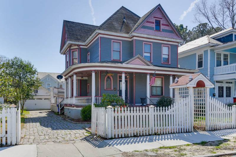 House for rent at 1051 Naval Ave, Portsmouth, VA 23704