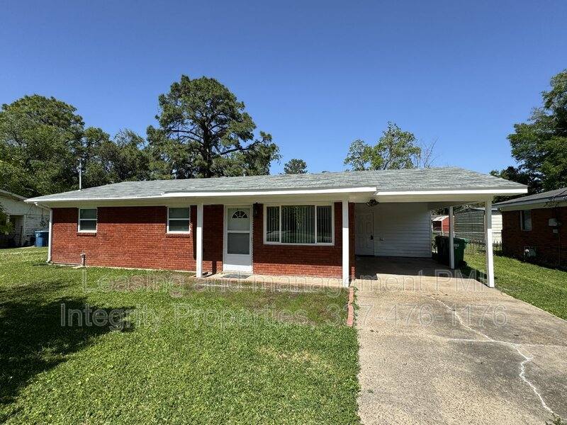 House for rent at 305 Alice Dr, Lafayette, LA 70503
