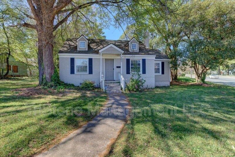 House for rent at 2600 Revolution Park Dr, Charlotte, NC 28208