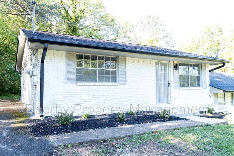 Apartment for rent at 6404 Middle Dr #B, Chattanooga, TN 37416