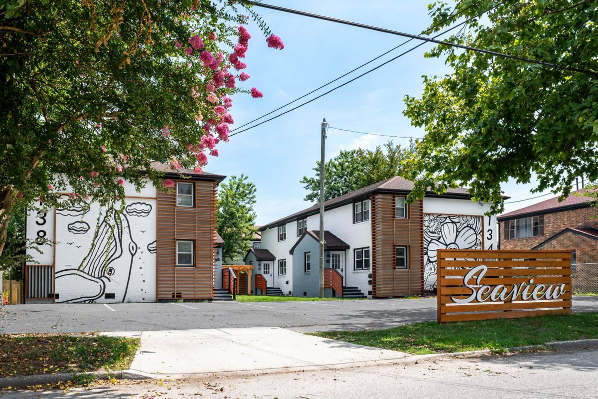 Apartment for rent at 134 W Seaview Ave, Norfolk, VA 23503