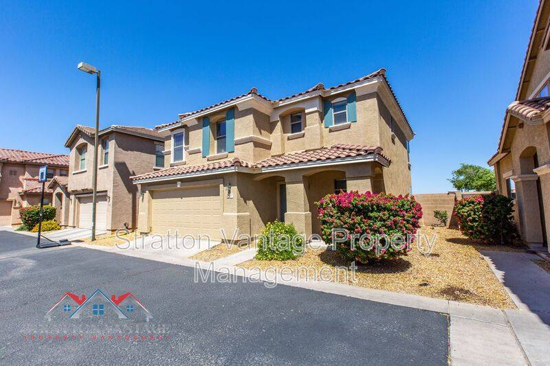 House for rent at 9527 N 81st Dr, Peoria, AZ 85345