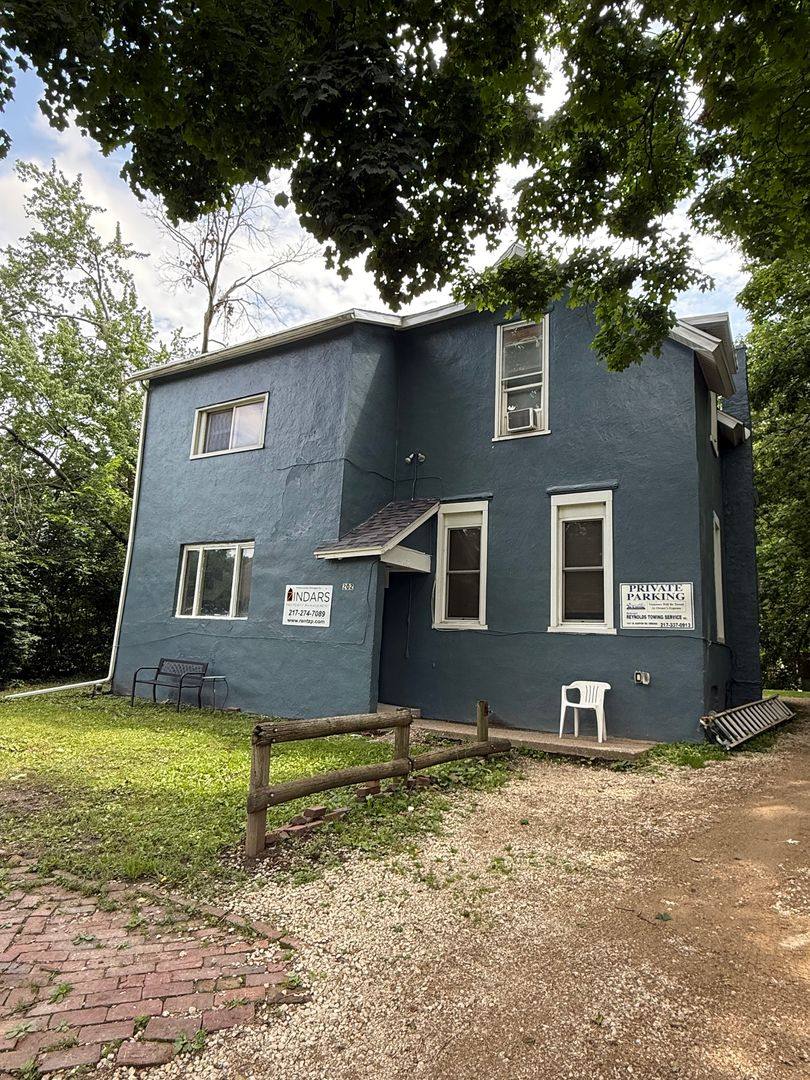 Apartment for rent at 202 S Grove St, Urbana, IL 61802
