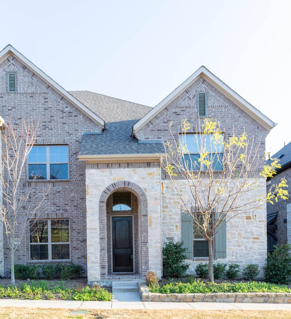 Townhouse for rent at 7209 Huckleberry Dr, McKinney, TX 75070