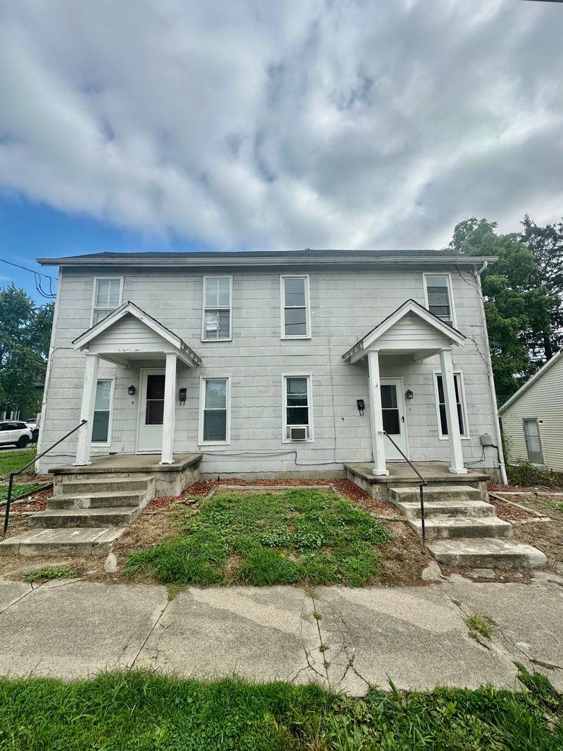 Apartment for rent at 1102 Spring St, New Castle, IN 47362
