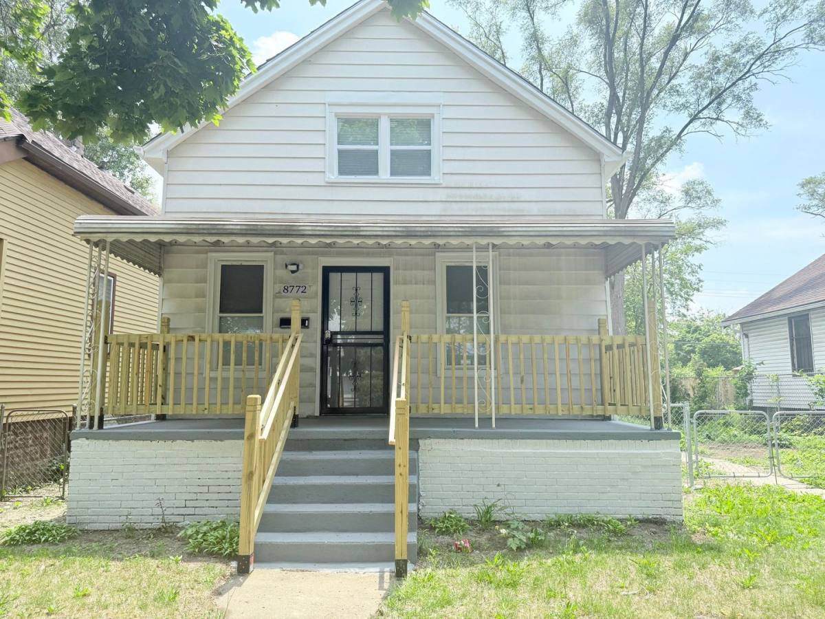 House for rent at 8772 Traverse St, Detroit, MI 48213